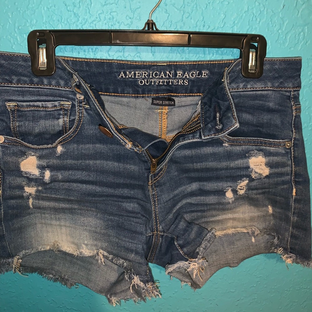 American Eagle jean shorts size 10. Super stretch.